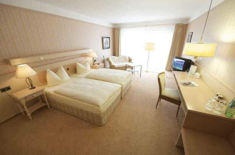 Wyndham Garden Гуммерсбах Экстерьер фото